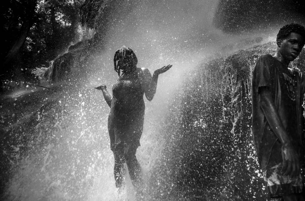 PELERINAGE VAUDOU ET CATHOLIQUE DE SAUT D'EAU, HAITI.