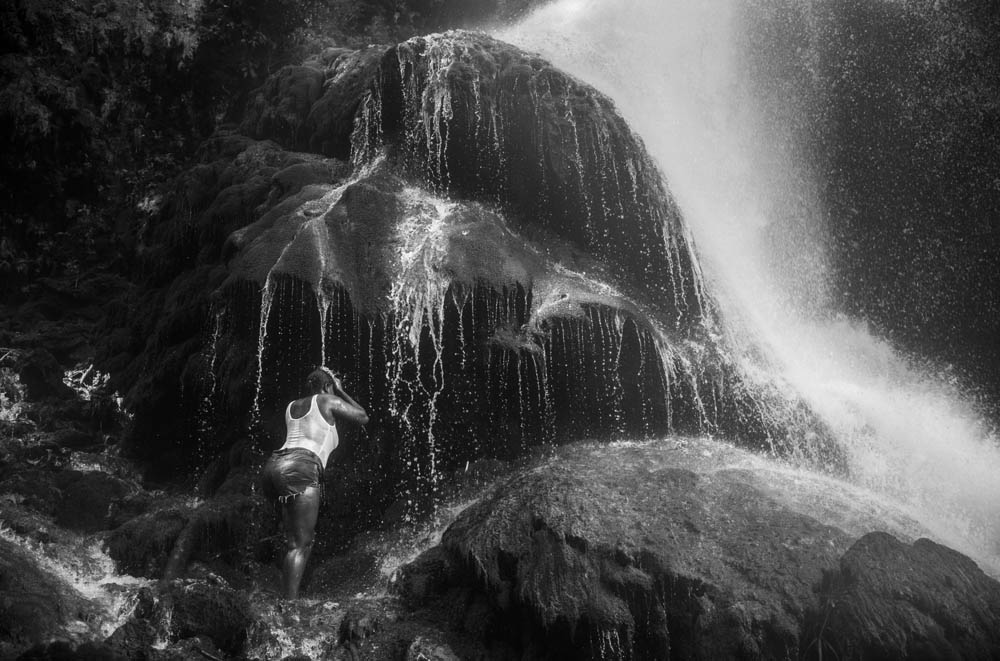 PELERINAGE VAUDOU ET CATHOLIQUE DE SAUT D'EAU, HAITI.