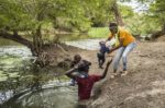 PASSAGE DE FRONTIERE ILLEGALEMENT ENTRE HAITI ET LA REPUBLIQUE DOMINICAINE. thumbnail