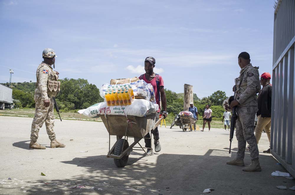 FRONTIERE DE BELLADERE, ENTRE HAITI ET LA REPUBLIQUE DOMINICAINE.