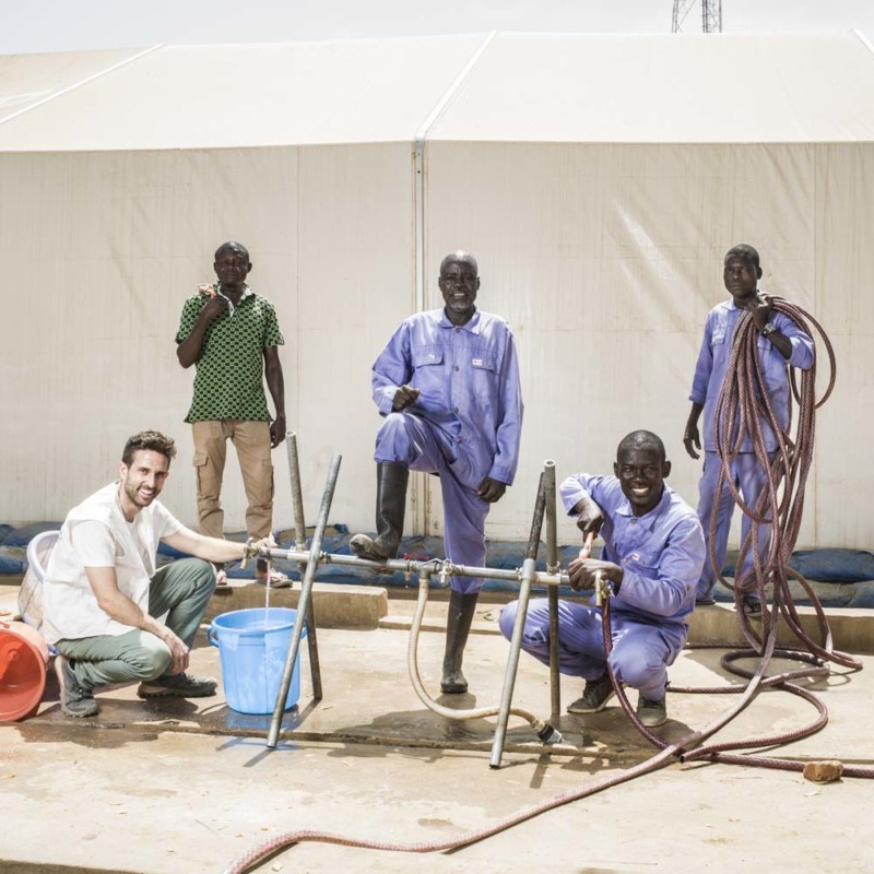 SERIE DE PORTRAITS DES METIERS DE L’HUMANITAIRE, REALISES A ADRE, A L’EST DU TCHAD.