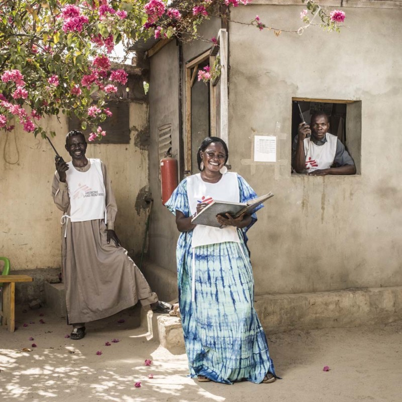 SERIE DE PORTRAITS DES METIERS DE L’HUMANITAIRE, REALISES A ADRE, A L’EST DU TCHAD.